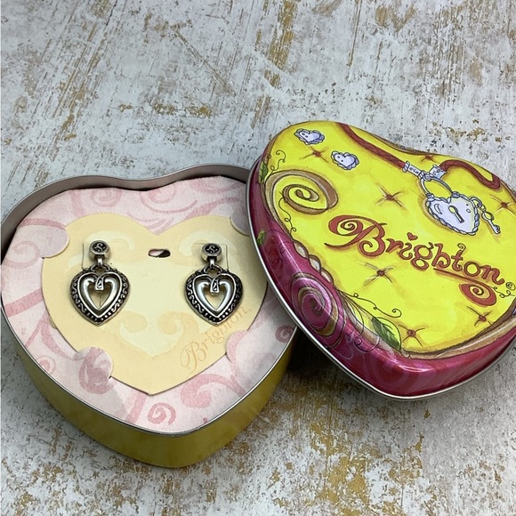 Brighton Silver Hearts post Earrings in a Brighton Tin - Picture 2 of 6